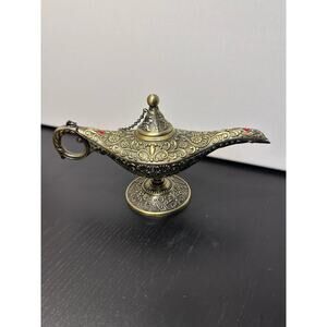 Genie Lamp – Decorative Aladdin Style Lamp